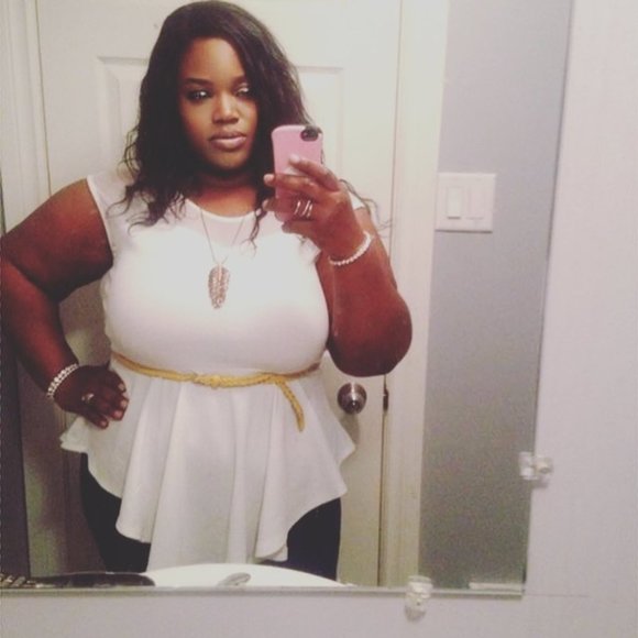 Meet your Posher, Kay - Picture 1 of 1